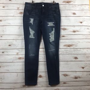 NWOT Bebe Distressed Bejeweled Skinny Jean